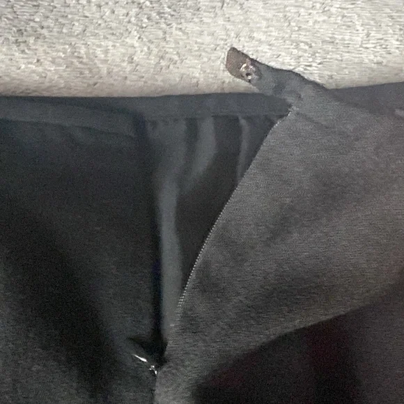 Vintage Tahari Skirt - Picture 4 of 6